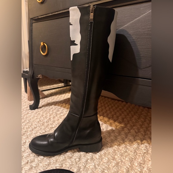 Valentino Garavani Flower Knee High Boots size 37 - Picture 7 of 9